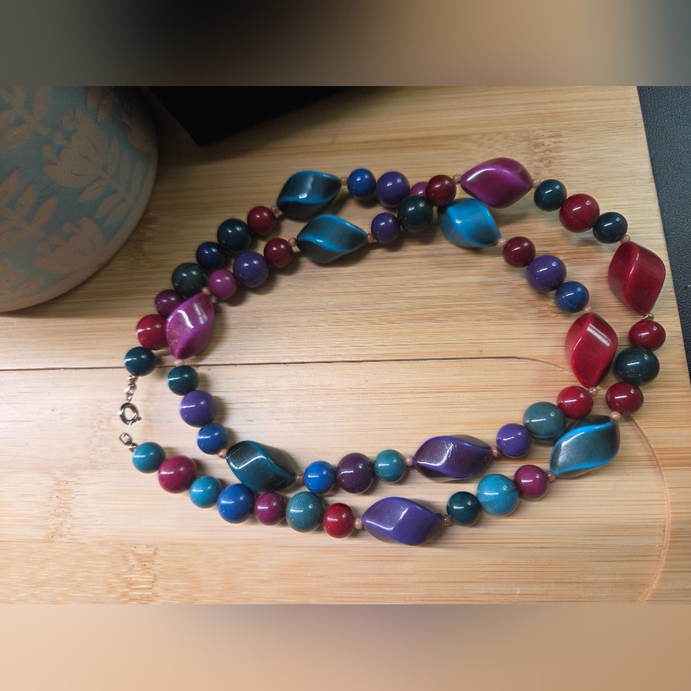Colorful Beaded Necklace and Earrings Set - Picture 5 of 6